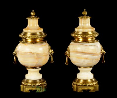 Lot 674 - A PAIR OF LATE 19TH CENTURY ONYX AND ORMOLU MOUNTED CASSOLETTES