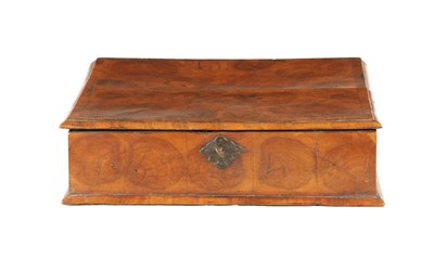 Lot 957 - A WILLIAM AND MARY LABURNUM LACE BOX