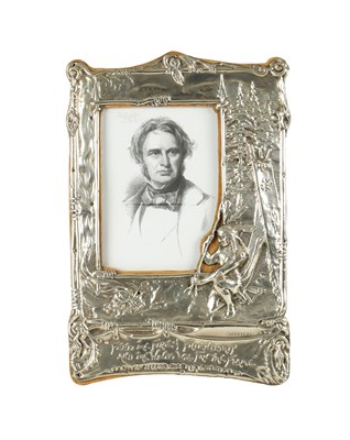 Lot 475 - AN UNUSUAL ART NOUVEAU PERIOD SILVER PICTURE FRAME