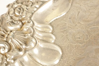 Lot 439 - A LARGE 19TH CENTURY OLD SHEFFIELD SIVER-PLATED TRAY