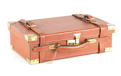 Lot 646 - A JOHN RIGBY & CO. PALL MALL LONDON LEATHER AND OAK CARTRIDGE CASE