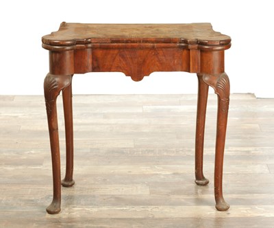 Lot 1402 - A QUEEN ANNE STYLE HERRING-BANDED WALNUT CARD TABLE