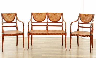 Lot 1332 - A 20TH CENTURY THREE PIECE SHERATON STYLE PAINTED MAHOGANY BERGERE SUITE