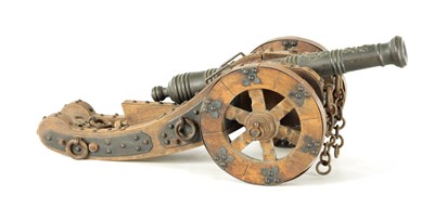 Lot 919 - A 20TH CENTURY BRONZE MODEL OF A CANNON