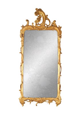 Lot 1350 - AN 18TH CENTURY GILT CARVED WOOD ROCOCO STYLE HANGING MIRROR