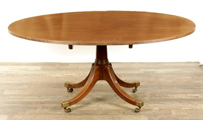 Lot 1403 - A GEORGE III MAHOGANY OVAL TILT TOP BREAKFAST TABLE