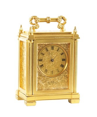 Lot 1162 - A SMALL MID 19TH CENTURY ENGLISH FUSEE GILT BRASS CARRIAGE CLOCK