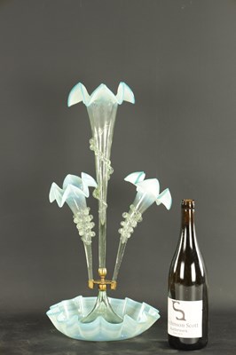 Lot 38 - A 19TH CENTURY VENETIAN BLUE AND GREEN THREE GLASS TRUMPET EPERGNE