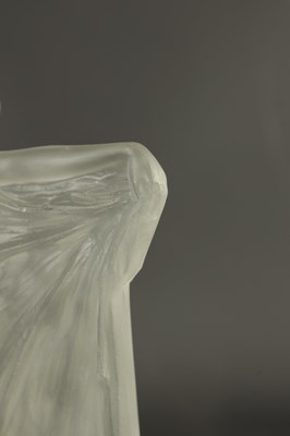 Lot 36 - AN R LALIQUE FRANCE CLEAR AND FROSTED GLASS ‘THAIS’ STATUETTE