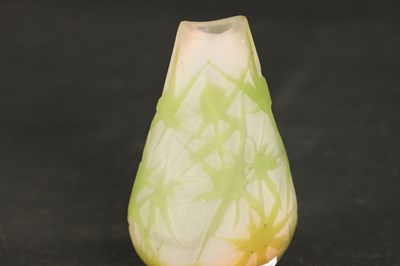 Lot 20 - AN UNUSUAL SMALL ART NOUVEAU EMILE GALLE CAMEO GLASS VASE