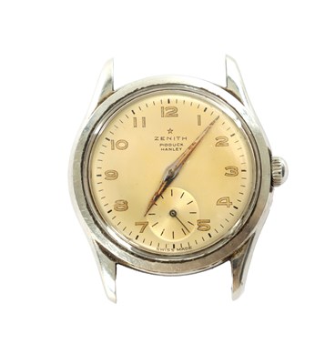 Lot 362 - A VINTAGE STAINLESS STEEL ZENITH WRIST WATCH
