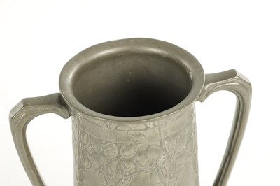 Lot 822 - AN ARTS AND CRAFTS ENGLISH PEWTER TWO-HANDLED VASE BY DAVID VEASEY FOR LIBERTY & CO.