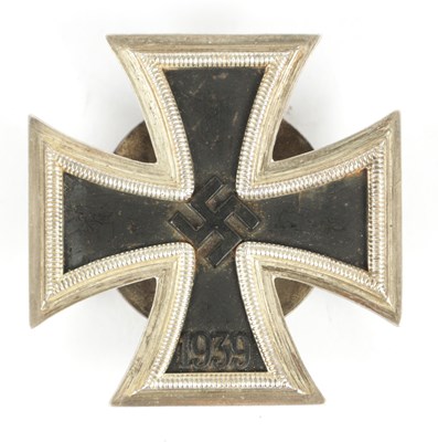 Lot 522 - A WW2 THIRD REICH GERMAN FIRST CLASS 1939 IRON CROSS