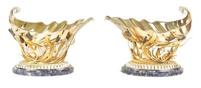 Lot 417 - A FINE AND IMPRESSIVE PAIR OF ELIZABETH II SILVER GILT SHELLWORK CHAMPAGNE COOLERS