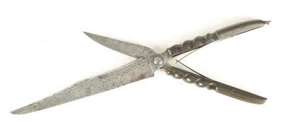 Lot 530 - A MID 19TH CENTURY FRENCH DISSECTION SCISSOR KNIFE