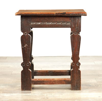 Lot 1253 - A 17TH CENTURY STYLE JOINED OAK JOINT STOOL