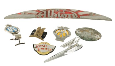 Lot 579 - A COLLECTION OF CAR AND TRUCK BADGES