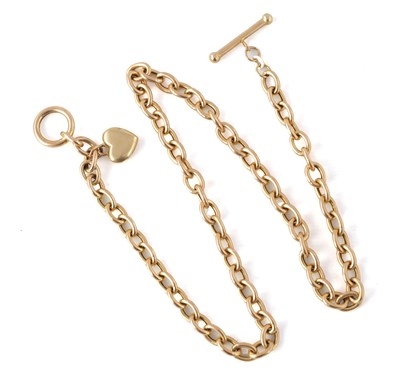 Lot 570 - A LADIES 9CT GOLD BELCHER CHAIN NECKLACE