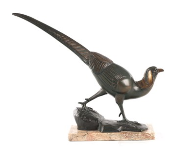Lot 895 - A STYLISH ART DECO BRONZED METAL SCULPTURE OF A PHEASANT