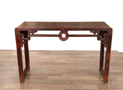 Lot 261 - AN 18TH CENTURY CHINESE STAINED SOFTWOOD ALTER TABLE