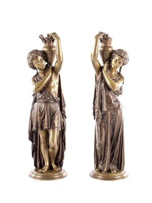 Lot 811 - A PAIR OF LATE 19TH CENTURY FIGURAL BRONZE SCULPTURES