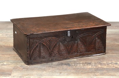 Lot 1372 - A 17TH CENTURY OAK BIBLE BOX