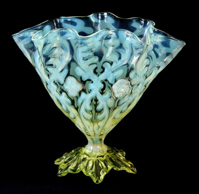 Lot 1 - A STYLISH VASELINE GLASS CRIMPED SHAPED VASE...