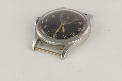 Lot 1388 - A WWII GERMAN MILITARY ISSUE WRIST WATCH