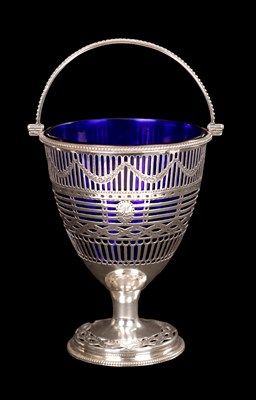 Lot 344 - A GEORGIAN PIERCED SILVER SUGAR BASKET