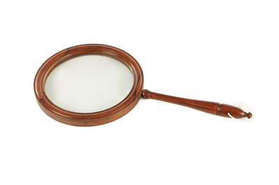 Lot 746 - A LARGE MID 19TH CENTURY ROSEWOOD GALLERY MAGNIFYING GLASS