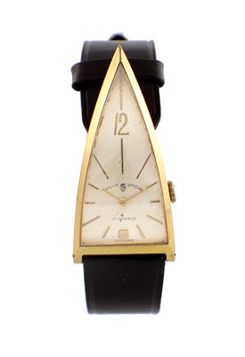 Lot 1425 - A GENTLEMAN'S UNUSUAL VINTAGE GOLD PLATED SULLY SPECIAL WRIST WATCH