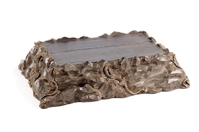 Lot 1123 - AN EARLY 19TH CENTURY CARVED HARDWOOD AND SILVER METAL MOUNTED DISPLAY PEDESTAL