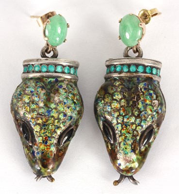 Lot 139 - AN UNUSUAL PAIR OF JADE AND ENAMELLED EARRINGS...