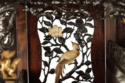 Lot 155 - A FINE 19TH CENTURY JAPANESE CARVED HARDWOOD SHIBIYAMA PANELLED DISPLAY CABINET