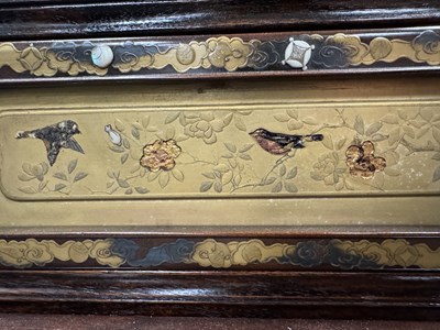 Lot 155 - A FINE 19TH CENTURY JAPANESE CARVED HARDWOOD SHIBIYAMA PANELLED DISPLAY CABINET