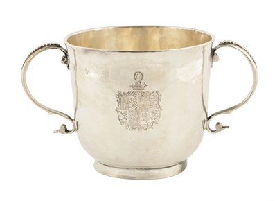 Lot 446 - A QUEEN ANNE SILVER PORRINGER