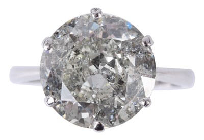Lot 148 - A LADIES 18ct WHITE GOLD 5.96ct OLD CUT...