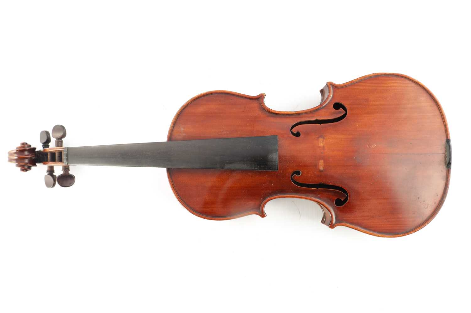 Lot 699 - A VIOLIN WITH A TWO PIECE BACK BEARING LABEL J W OWEN MAKER LEEDS