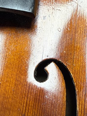 Lot 699 - A VIOLIN WITH A TWO PIECE BACK BEARING LABEL J W OWEN MAKER LEEDS