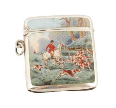 Lot 331 - A LATE 19TH CENTURY SILVER AND ENAMEL VESTA CASE