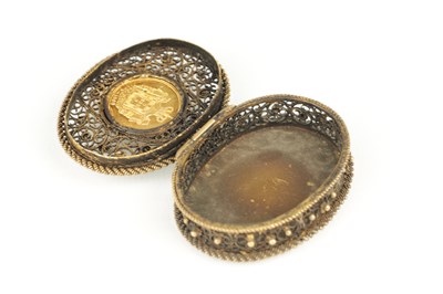 Lot 139 - A 19TH CENTURY SILVER GILT FILIGREE PATCH BOX