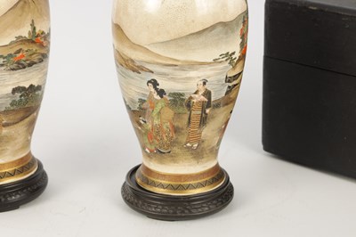 Lot 120 - A CASED PAIR OF JAPANESE MEIJI PERIOD SATSUMA PORCELAIN VASES BY GIZAN