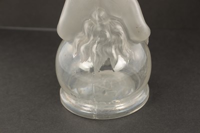 Lot 14 - A 19TH CENTURY FRENCH FROSTED AND CLEAR GLASS SOAP BOTTLE BY LEGRAS & CIE