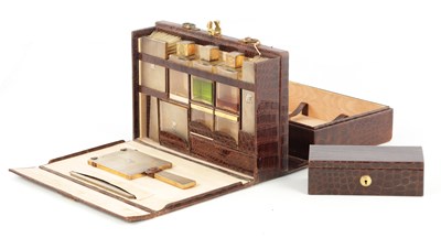 Lot 842 - ASPREY & CO. LONDON. A FINE 1930'S CROCODILE SKIN AND SILVER GILT LADIES TRAVELLING CASE