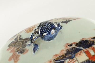 Lot 183 - AN 18TH/19TH CENTURY CHINESE IMARI PORCELAIN TUREEN
