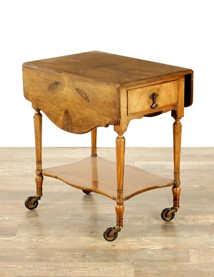 Lot 1195 - WARING & GILLOW LTD. A 20TH CENTURY FIGURED WALNUT DUMBWAITER