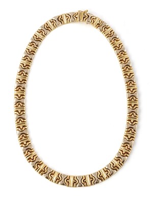 Lot 555 - A LADIES 18CT YELLOW GOLD BULGARI STYLE NECKLACE