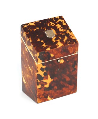 Lot 1117 - A SMALL 19TH CENTURY TORTOISESHELL VENEERED STATIONERY BOX