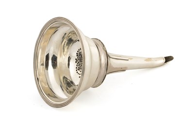 Lot 524 - A GEORGE III SILVER WINE FUNNEL