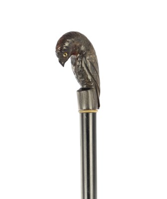 Lot 628 - A 19TH CENTURY CARVED HORN WALKING STICK